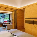 Alpenchalet 19 Holiday home *